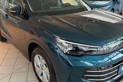 VW Tiguan 5.642 km 43.890 &euro; Grimmen 18507