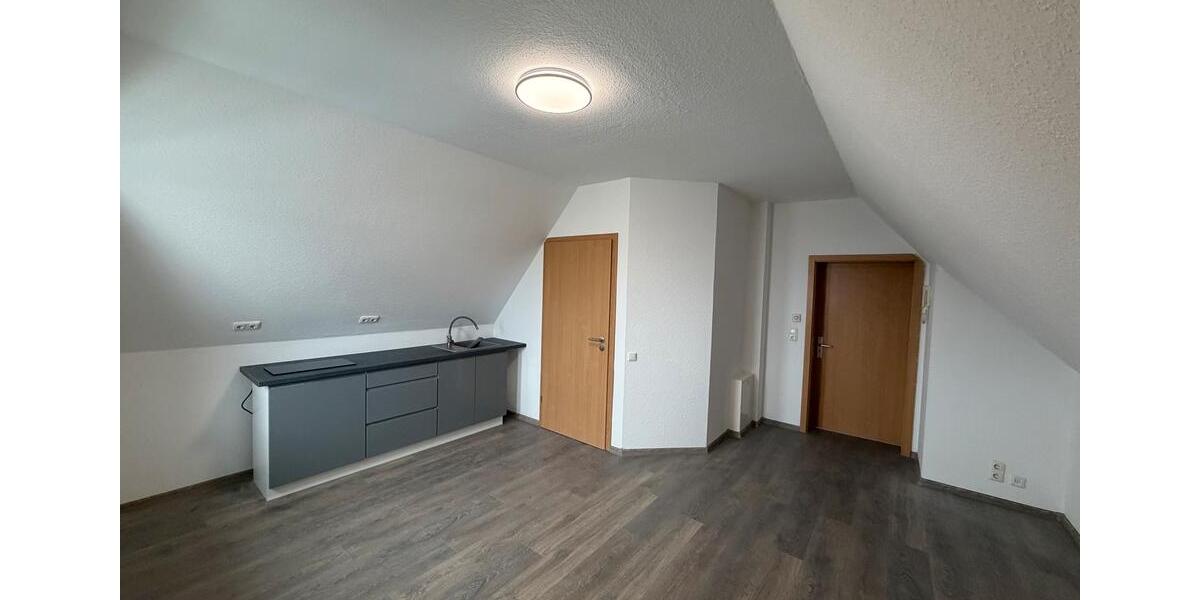 Dachgeschoßwohnung Greifswald - 1 Zimmer, 20 m&sup2;, 490&euro; | Angebot:25183336