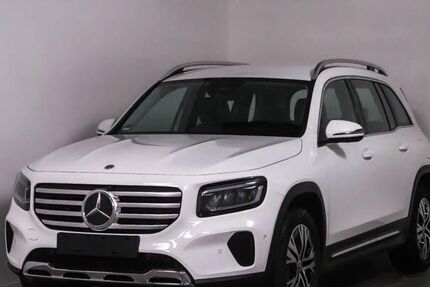 Mercedes-Benz GLB 200 4.400 km 40.210 &euro; Greifswald 17489