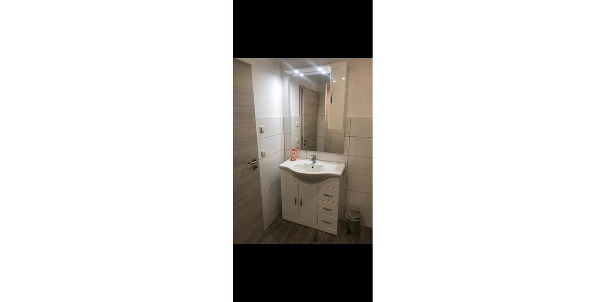 Etagenwohnung Greifswald - 2 Zimmer, 62 m&sup2;, 650&euro; | Angebot:25979419