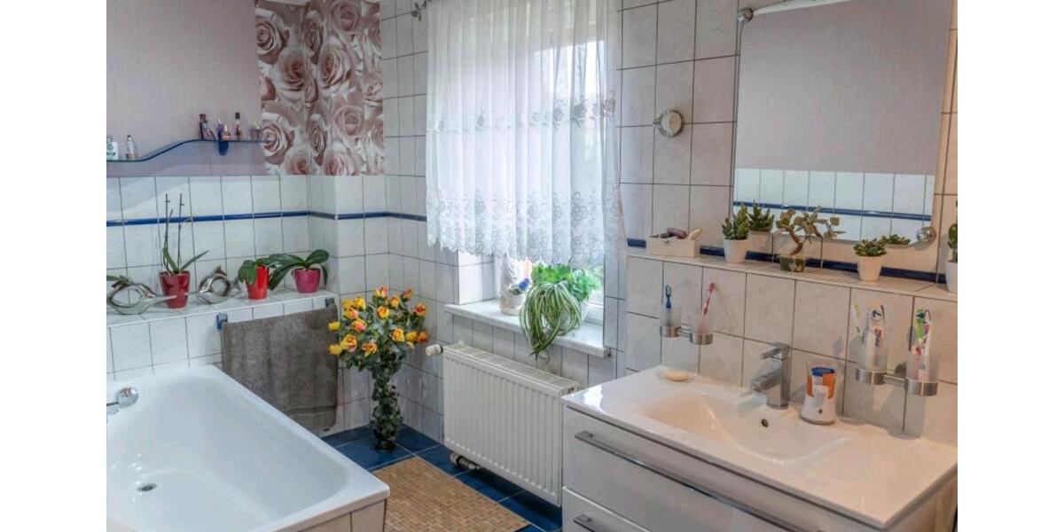 Doppelhaushälfte Neetzow-Liepen Liepen - 5 Zimmer, 168 m&sup2;, 170.000&euro; | Angebot:25945008