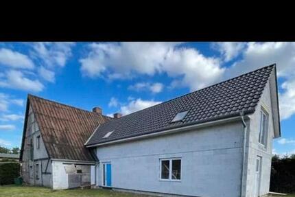Haus Jarmen - 9 Zimmer, 285 m&sup2;, 85.000&euro; | Angebot:26913638