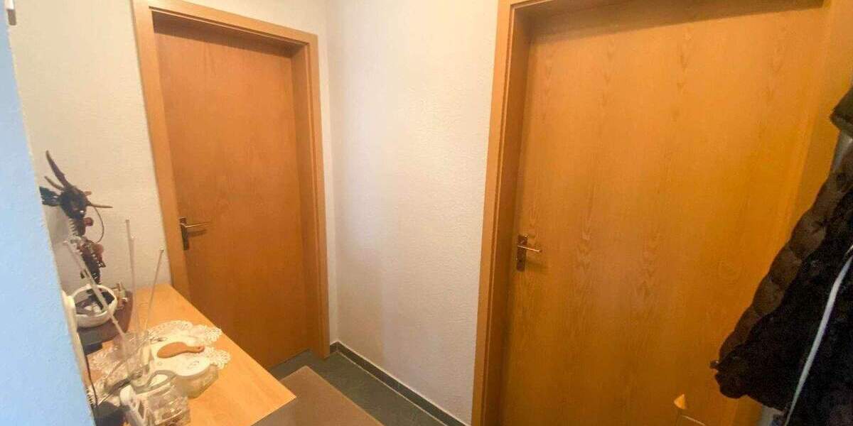 Einfamilienhaus Splietsdorf - 7 Zimmer, 220 m&sup2;, 330.000&euro; | Angebot:25668637