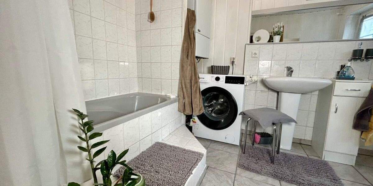 Einfamilienhaus Loitz - 4 Zimmer, 120 m&sup2;, 120.000&euro; | Angebot:25675942