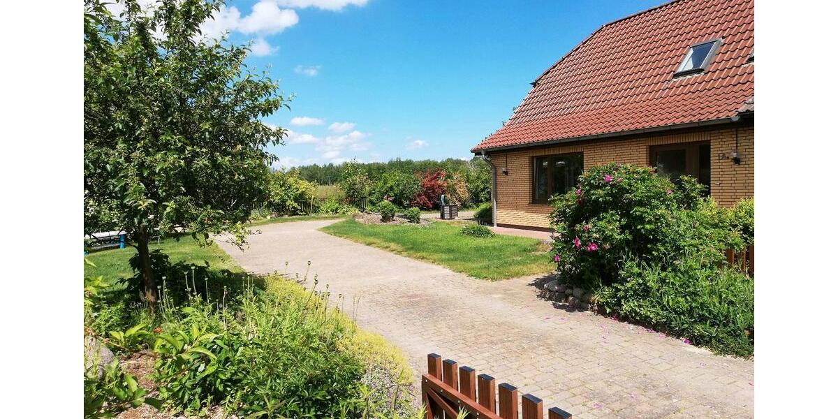 Doppelhaushälfte Neuenkirchen - 2 Zimmer, 95 m&sup2;, 1.350&euro; | Angebot:26581926