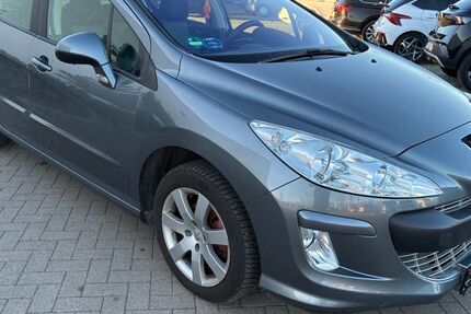 Peugeot 308 151.600 km 2.990 &euro; Greifswald 17489