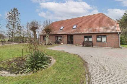 Haus Süderholz Behnkenhagen - 8 Zimmer, 299.000&euro; | Angebot:26157936