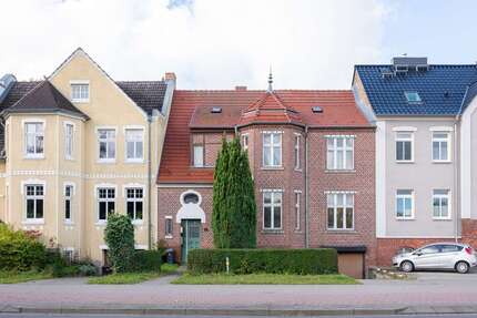 Haus Greifswald Innenstadt - 8 Zimmer, 190 m&sup2;, 527.000&euro; | Angebot:23209744