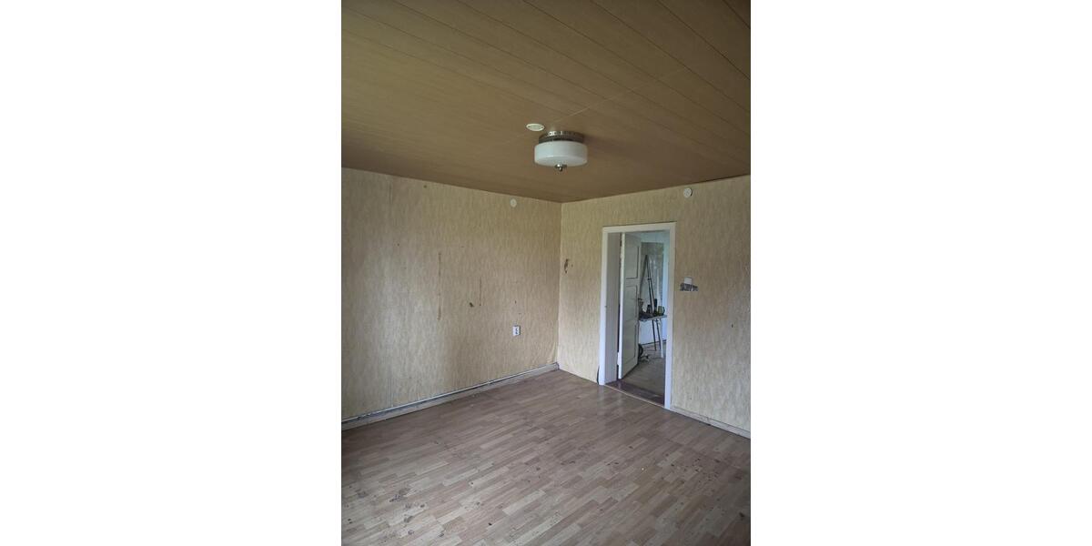 Doppelhaushälfte Neetzow-Liepen Liepen - 7 Zimmer, 120 m&sup2;, 85.000&euro; | Angebot:22572925