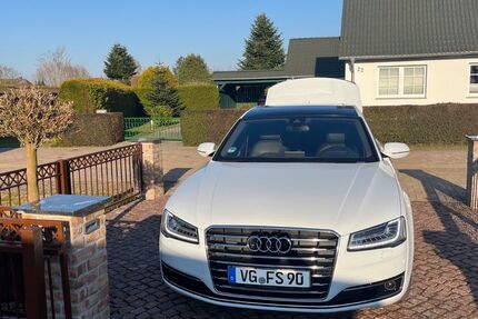 Audi A8 333.000 km 21.000 &euro; Loitz 17121