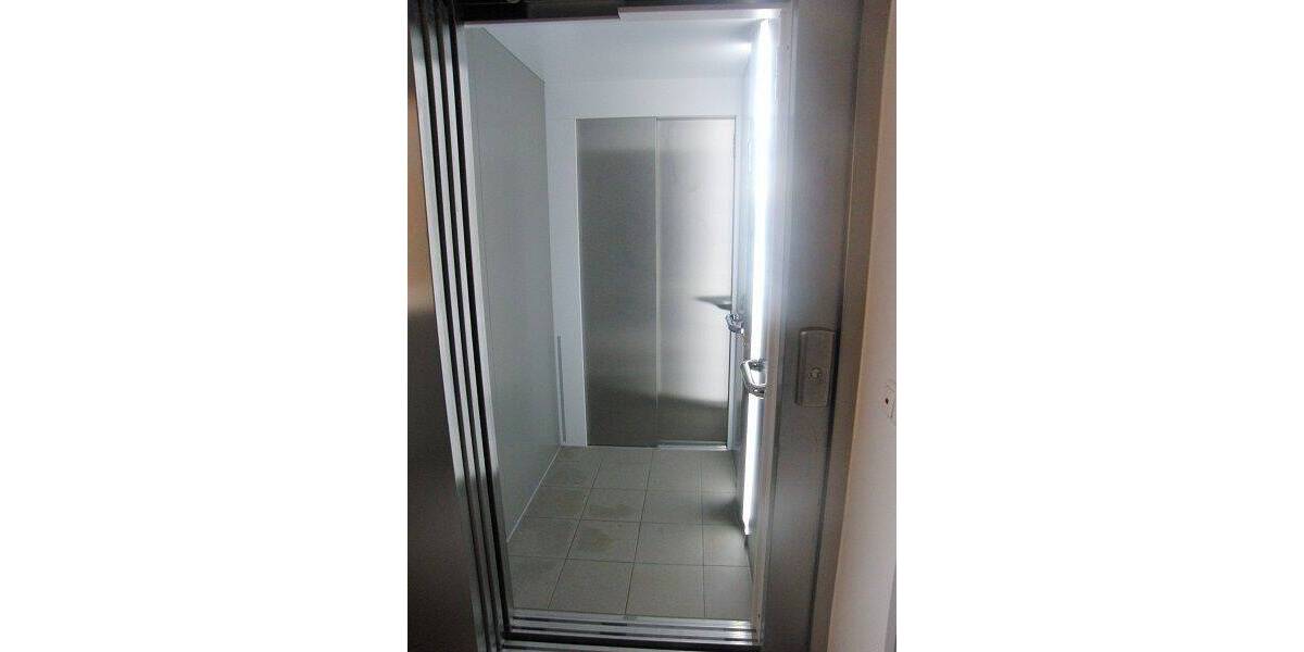 Etagenwohnung Greifswald Südliche Mühlenvorstadt - 3 Zimmer, 77 m&sup2;, 895&euro; | Angebot:26540486