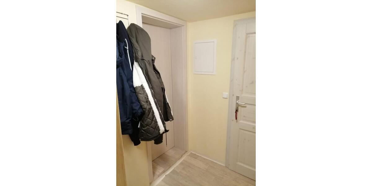 Dachgeschoßwohnung Steinhagen - 2 Zimmer, 45 m&sup2;, 600&euro; | Angebot:25988397