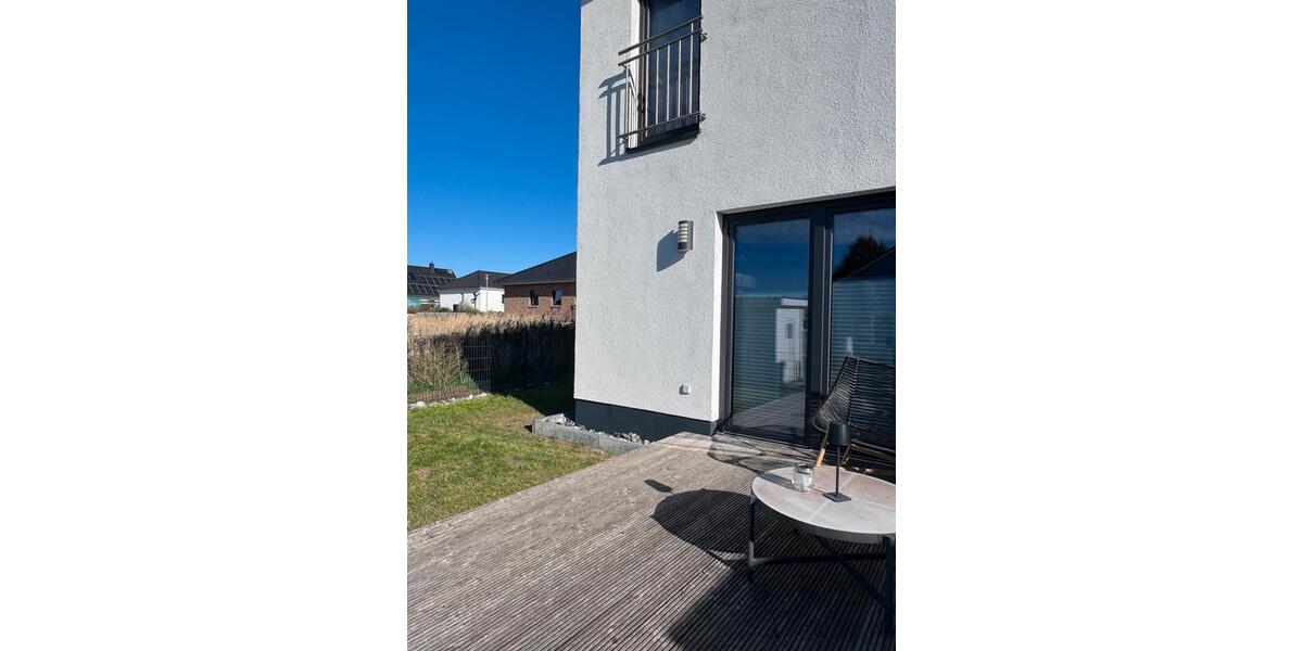 Doppelhaushälfte Samtens - 5 Zimmer, 135 m&sup2;, 1.350&euro; | Angebot:27674528