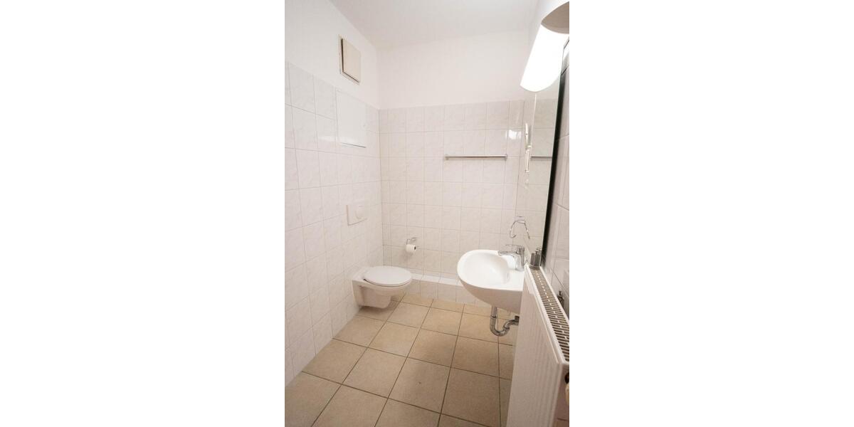 Etagenwohnung Greifswald - 1 Zimmer, 21 m&sup2;, 210&euro; | Angebot:25403737