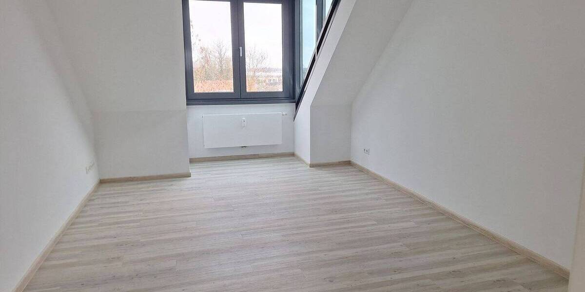 Etagenwohnung Greifswald Innenstadt - 2 Zimmer, 83 m&sup2;, 1.088&euro; | Angebot:25834707