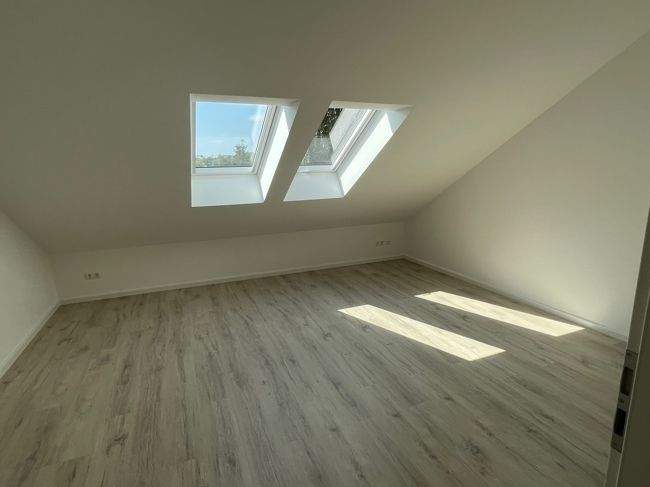 Reihenmittelhaus Greifswald Eldena - 5 Zimmer, 135 m&sup2;, 1.450&euro; | Angebot:25663493