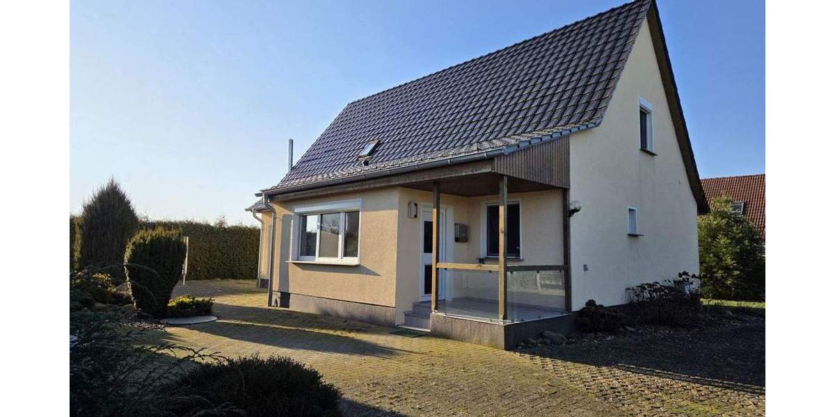 Einfamilienhaus Völschow Völschow-Ausbau - 4 Zimmer, 135 m&sup2;, 249.000&euro; | Angebot:25797991