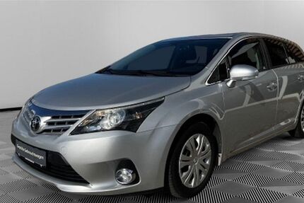 Toyota Avensis 77.650 km 12.460 &euro; Greifswald 17489
