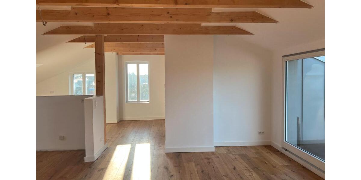 Dachgeschoßwohnung Putbus - 3 Zimmer, 104 m&sup2;, 1.250&euro; | Angebot:23246235