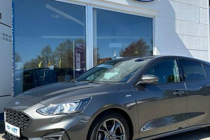 Ford Focus 97.842 km 13.590 &euro; Grimmen 18507