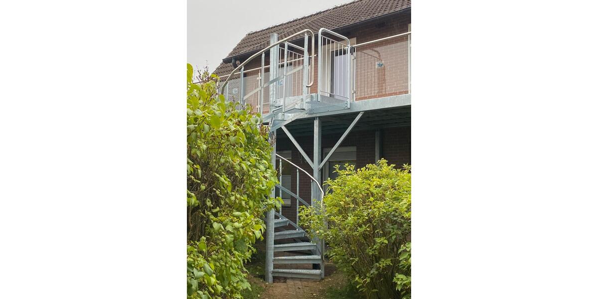 Dachgeschoßwohnung Karlsburg - 4 Zimmer, 94 m&sup2;, 1.100&euro; | Angebot:25408150