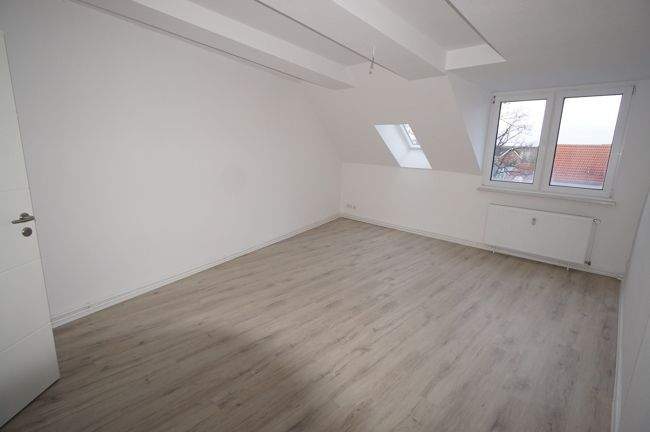 Etagenwohnung Greifswald Nördliche Mühlenvorstadt - 3 Zimmer, 90 m&sup2;, 800&euro; | Angebot:25909022