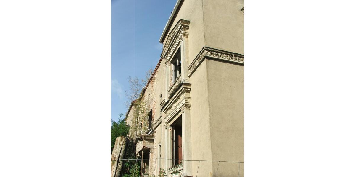 Villa Gützkow - 20 Zimmer, 1.500 m&sup2;, 129.000&euro; | Angebot:25271800