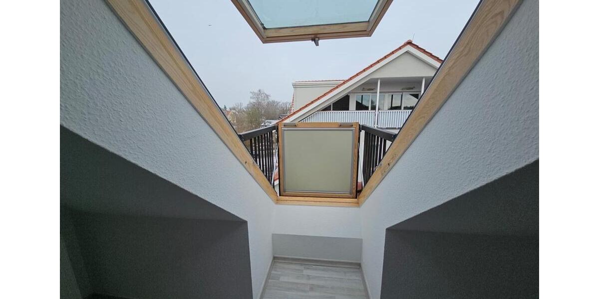 Dachgeschoßwohnung Greifswald - 6 Zimmer, 150 m&sup2;, 300&euro; | Angebot:22928076