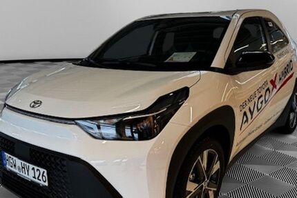 Toyota Aygo (X) 2.500 km 20.890 &euro; Greifswald 17489