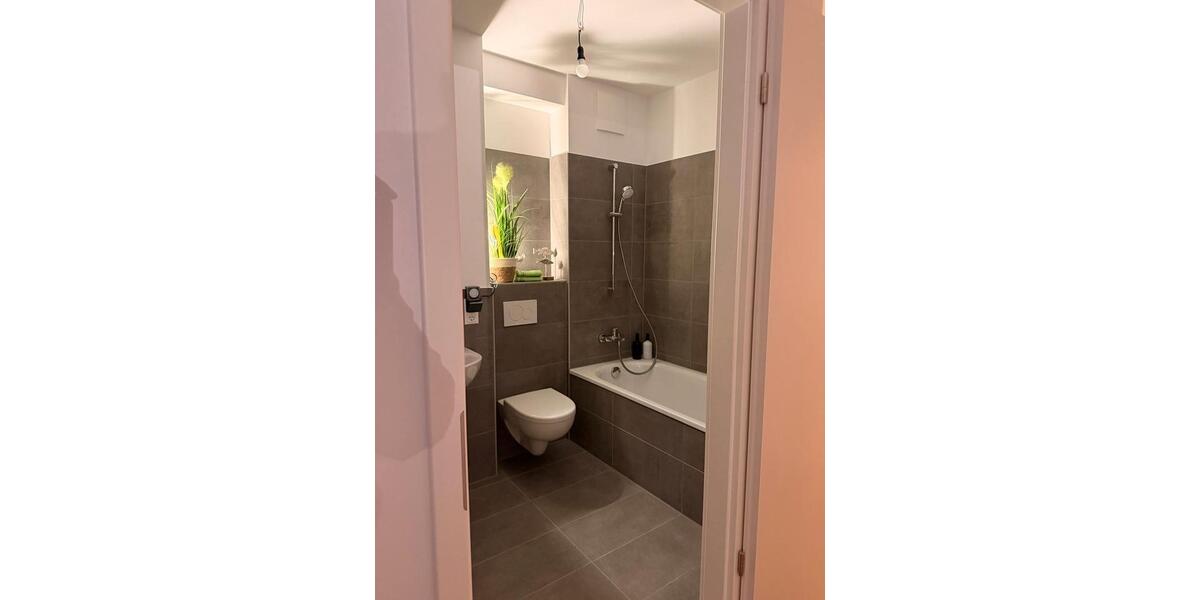 Etagenwohnung Greifswald - 4 Zimmer, 83 m&sup2;, 1.069&euro; | Angebot:26705910
