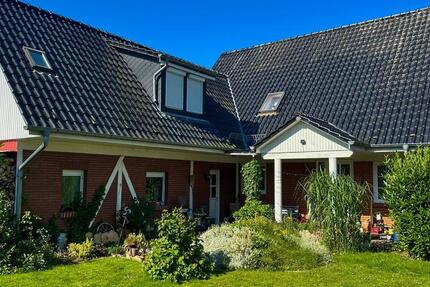 Haus Neuenkirchen - 7.5 Zimmer, 220 m&sup2;, 449.990&euro; | Angebot:26162799