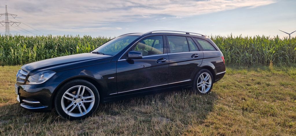 Mercedes-Benz C 180 148.000 km 12.500 &euro; Weitenhagen 17498