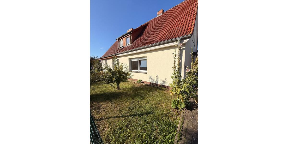 Doppelhaushälfte Steinhagen - 4 Zimmer, 100 m&sup2;, 219.000&euro; | Angebot:27273569
