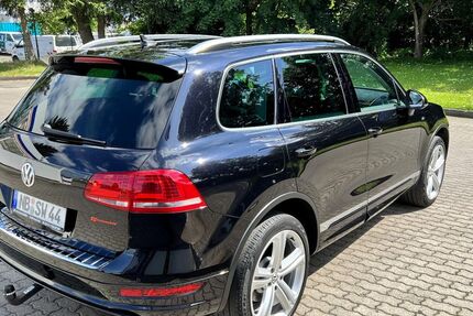 VW Touareg 225.000 km 13.500 &euro; Bentzin 17129