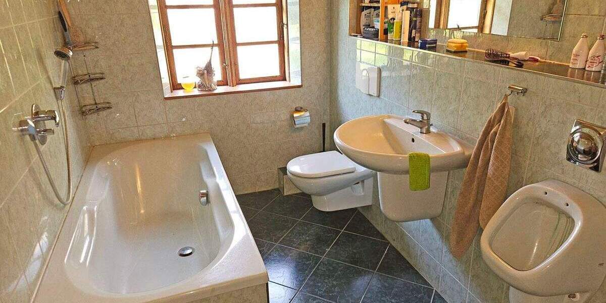 Mehrfamilienhaus, Wohnhaus Putbus Neuendorf - 4 Zimmer, 110 m&sup2;, 650.000&euro; | Angebot:25668707