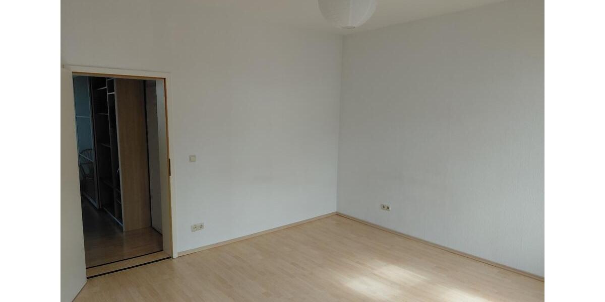 Etagenwohnung Greifswald - 1 Zimmer, 18 m&sup2;, 375&euro; | Angebot:25306909