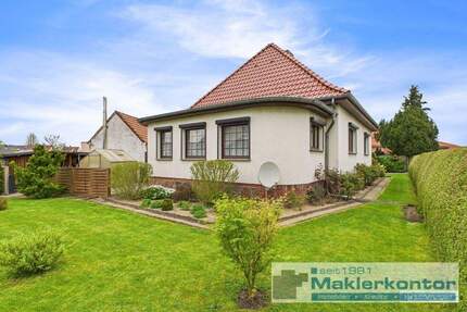 Haus Jarmen - 6 Zimmer, 153 m&sup2;, 236.000&euro; | Angebot:25728429