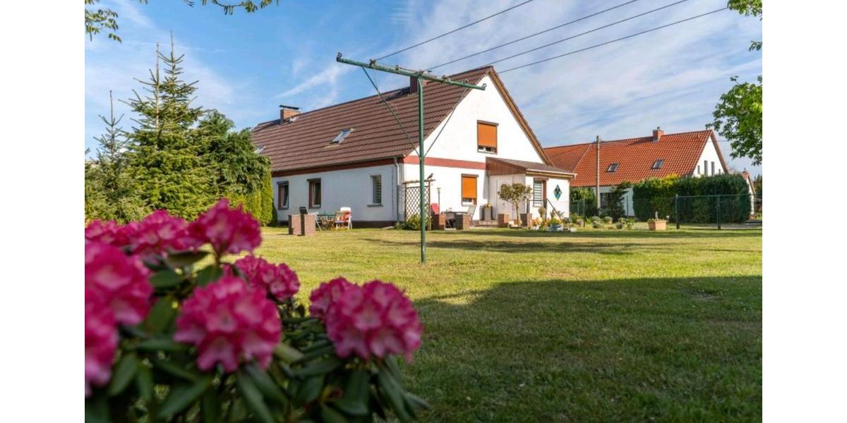 Doppelhaushälfte Neetzow-Liepen Liepen - 5 Zimmer, 168 m&sup2;, 170.000&euro; | Angebot:25945008