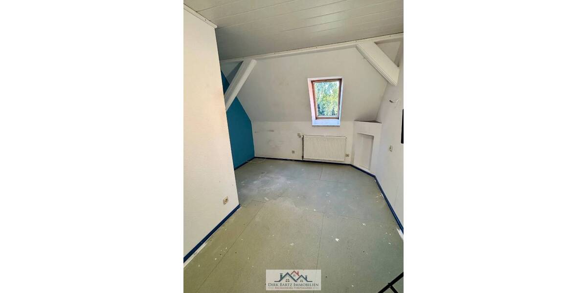 Bauernhaus, Landhaus Loitz Nielitz - 9 Zimmer, 230 m&sup2;, 179.000&euro; | Angebot:25670300