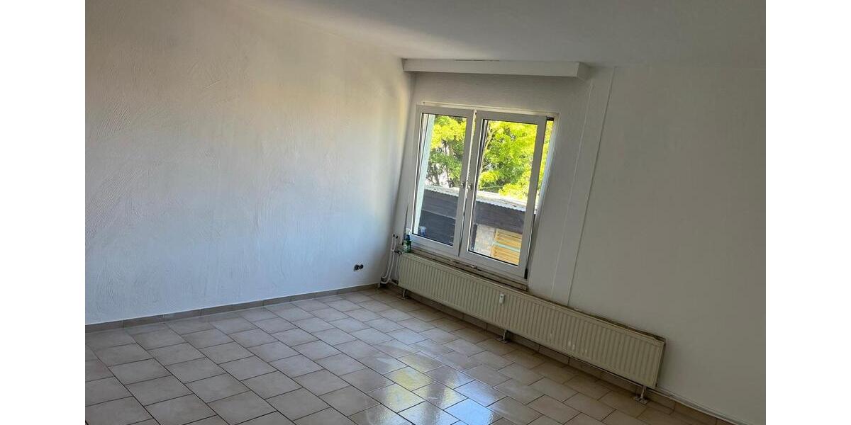 Erdgeschoßwohnung Grimmen - 1 Zimmer, 38 m&sup2;, 290&euro; | Angebot:23526321