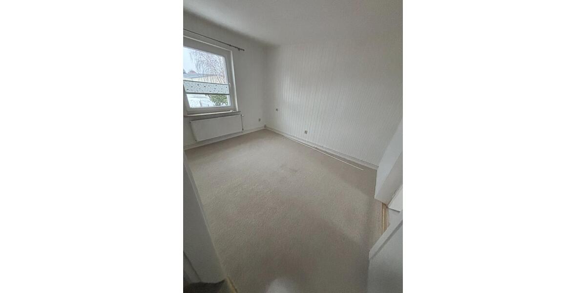 Etagenwohnung Jarmen - 5 Zimmer, 105 m&sup2;, 1.000&euro; | Angebot:25045792