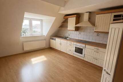 Wohnung Grimmen - 3 Zimmer, 96 m&sup2;, 814&euro; | Angebot:27018877