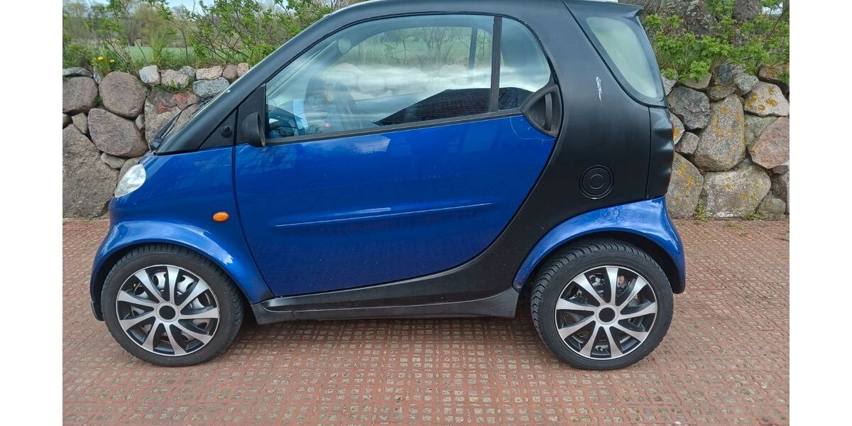 Smart ForTwo 180.000 km 1.550 &euro; Bent 17429