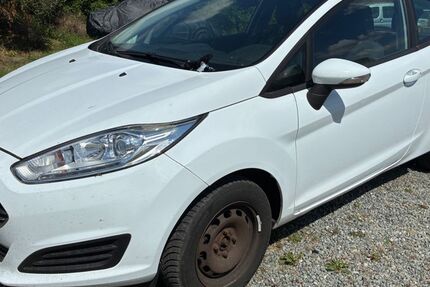 Ford Fiesta 145.600 km 2.990 &euro; Greifswald 17489