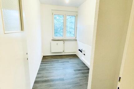 Wohnung Greifswald - 1 Zimmer, 33 m&sup2;, 415&euro; | Angebot:25723468