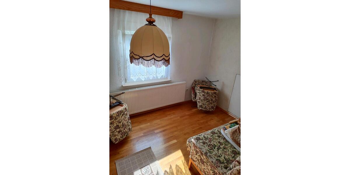 Einfamilienhaus Grimmen - 7 Zimmer, 130 m&sup2;, 160.000&euro; | Angebot:26415138