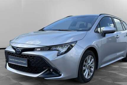 Toyota Corolla 31.843 km 27.866 &euro; Greifswald 17489