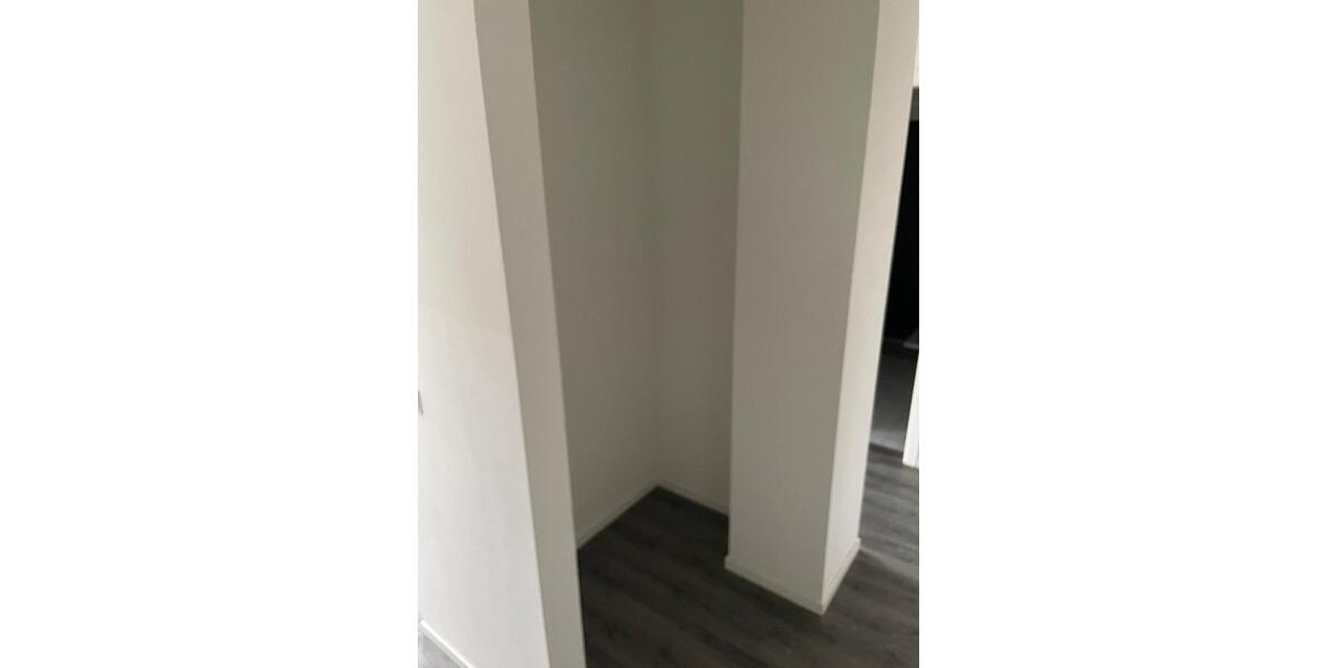 Etagenwohnung Greifswald - 1 Zimmer, 33 m&sup2;, 370&euro; | Angebot:25290443