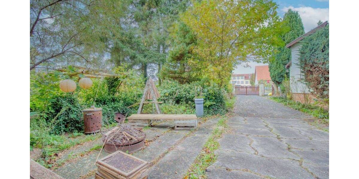 Doppelhaushälfte Züssow - 7 Zimmer, 183 m&sup2;, 165.000&euro; | Angebot:26713810