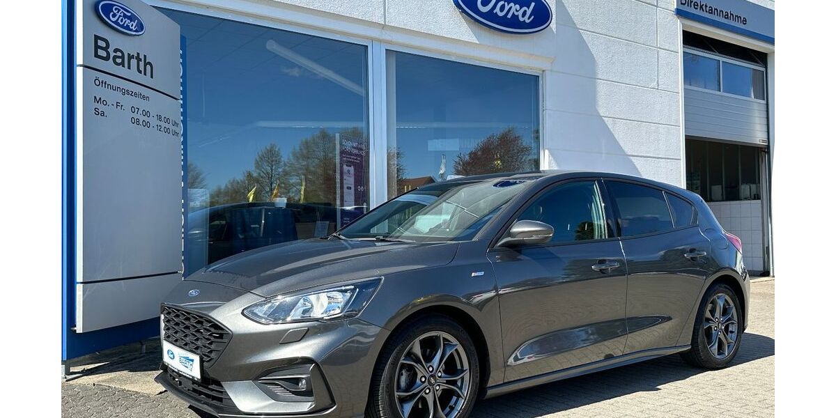 Ford Focus 97.842 km 13.590 &euro; Grimmen 18507